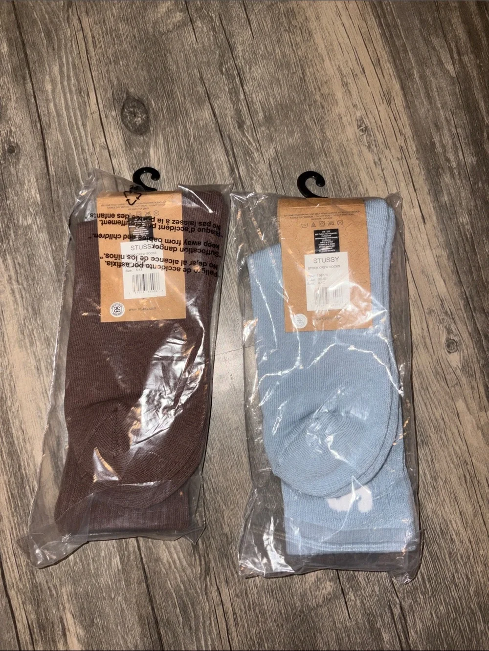 Two pairs of students socks size 8-13 - NEW